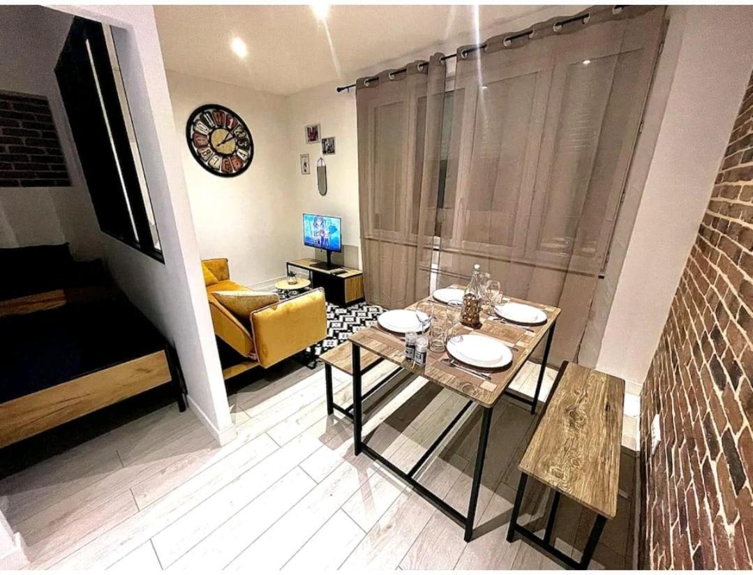 The New-Yorker - Hyper Centre- 2Mn Gare Sncf - Wi-Fi Netflix Gratuit Apartment Niort Bagian luar foto